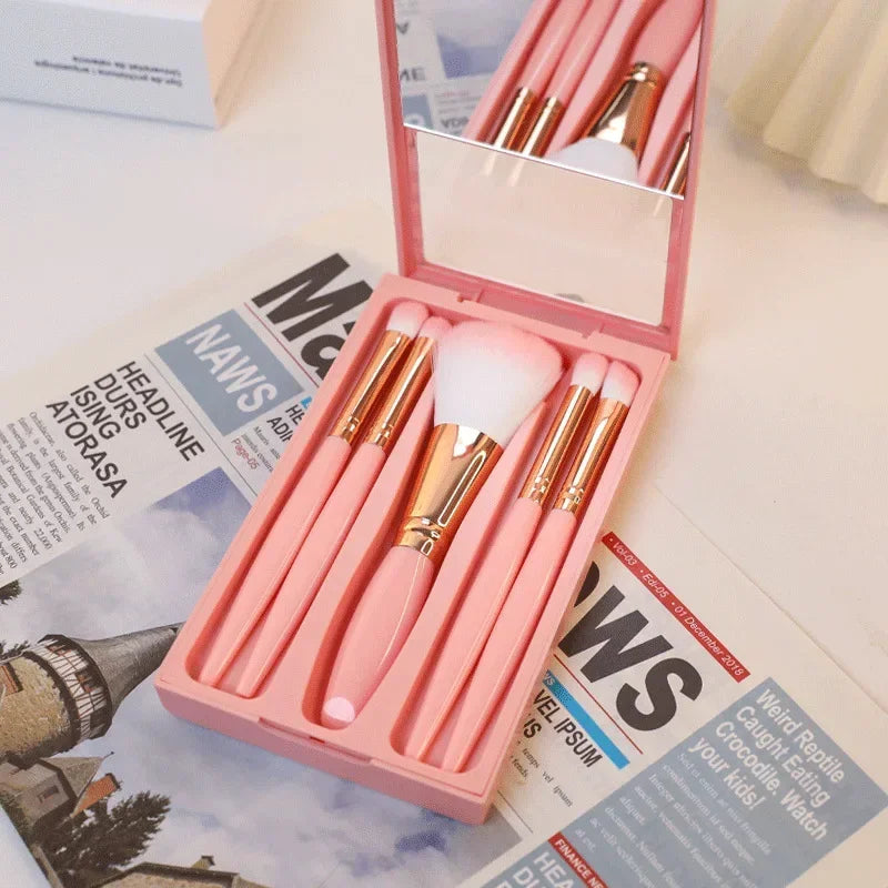 Kit de brochas de maquillaje rosa de 5 piezas |   Juego Completo de Cepillos de Pelo Sintético Profesionales y Suaves |   Almacenamiento y Transporte Sencillos