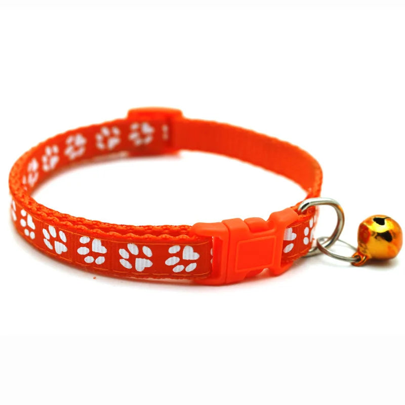 1 unidad de suministros para mascotas Colorul, Collar para gatos con campana, Collar con hebilla ajustable, suministros para mascotas, accesorios para gatos, Collar para perros pequeños