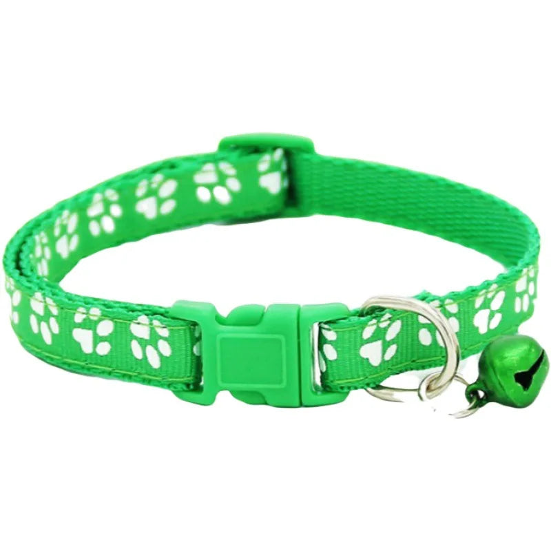 1 unidad de suministros para mascotas Colorul, Collar para gatos con campana, Collar con hebilla ajustable, suministros para mascotas, accesorios para gatos, Collar para perros pequeños