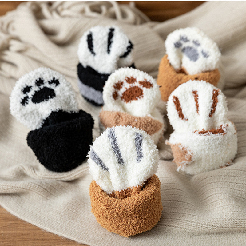 Calcetines blancos de dibujos animados Kawaii para mujer, bonitos calcetines 3d con diseño de pata de perro y gato, calcetines cálidos y divertidos de lana para dormir en el suelo del hogar