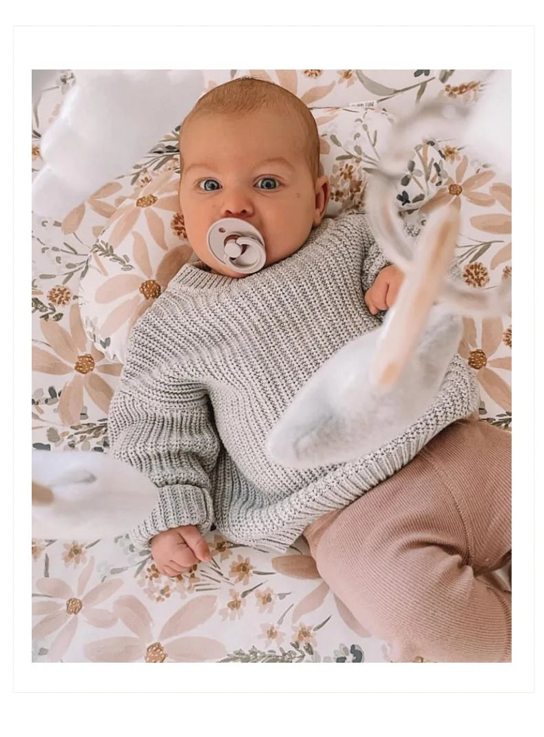 Suéteres de bebé Otoño Invierno niños niñas de manga larga suéter de punto de Color puro bebé niños niñas suéter suéteres ropa