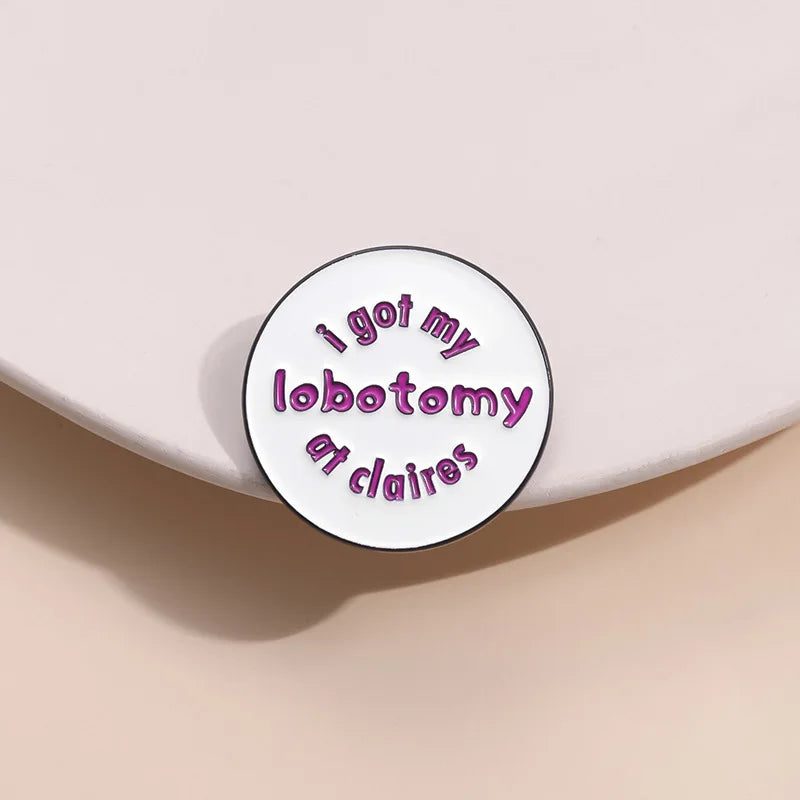 Alfileres esmaltados con frase divertida y humorística, broches con citas positivas geométricas creativas, insignia para solapa, joyería de moda, regalos para amigos
