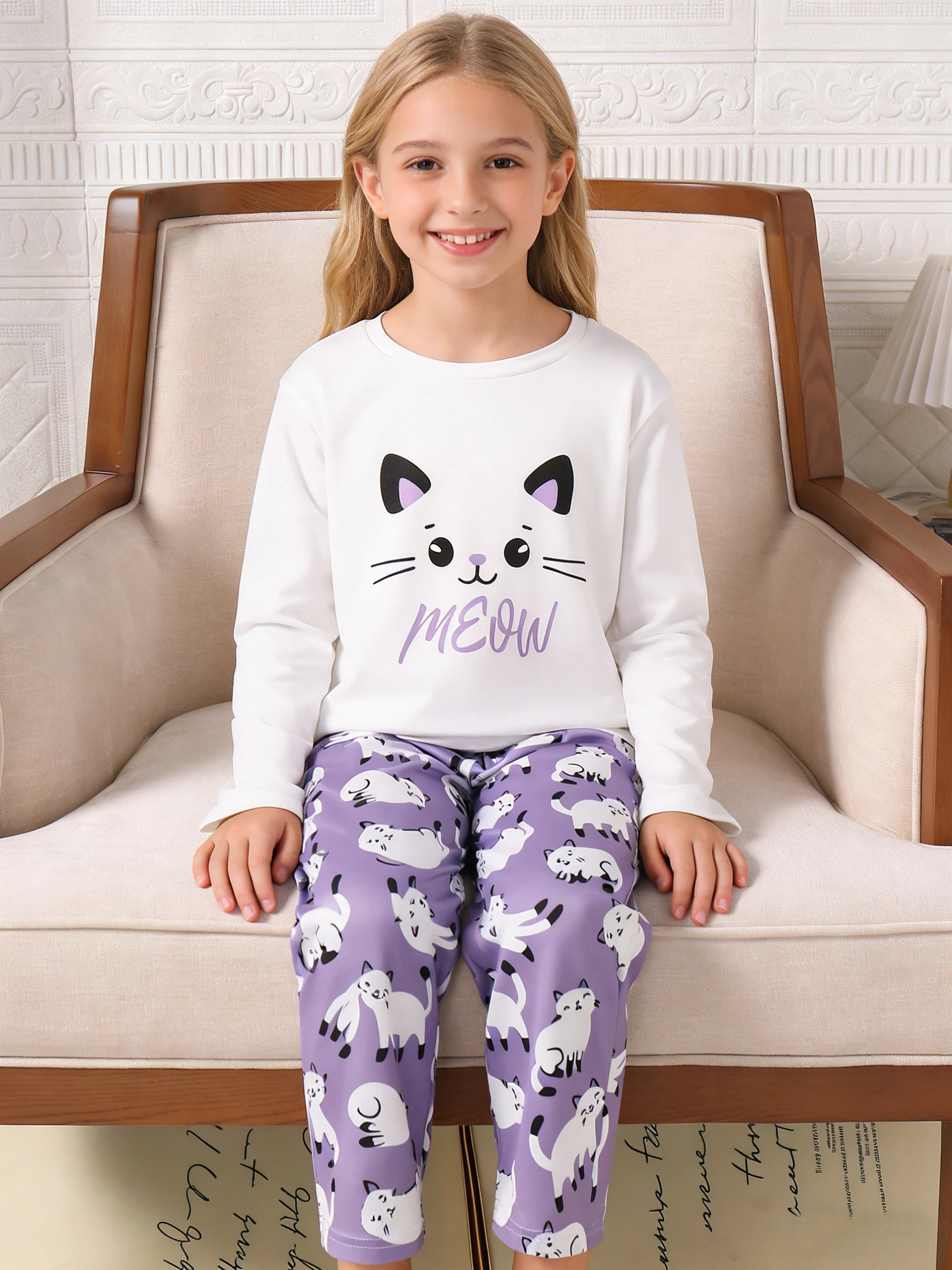 Conjunto de ropa para el hogar para niñas, top de manga larga y pantalones con diseño de gato, pijamas casuales y ropa de dormir adecuada para uso diario en el hogar