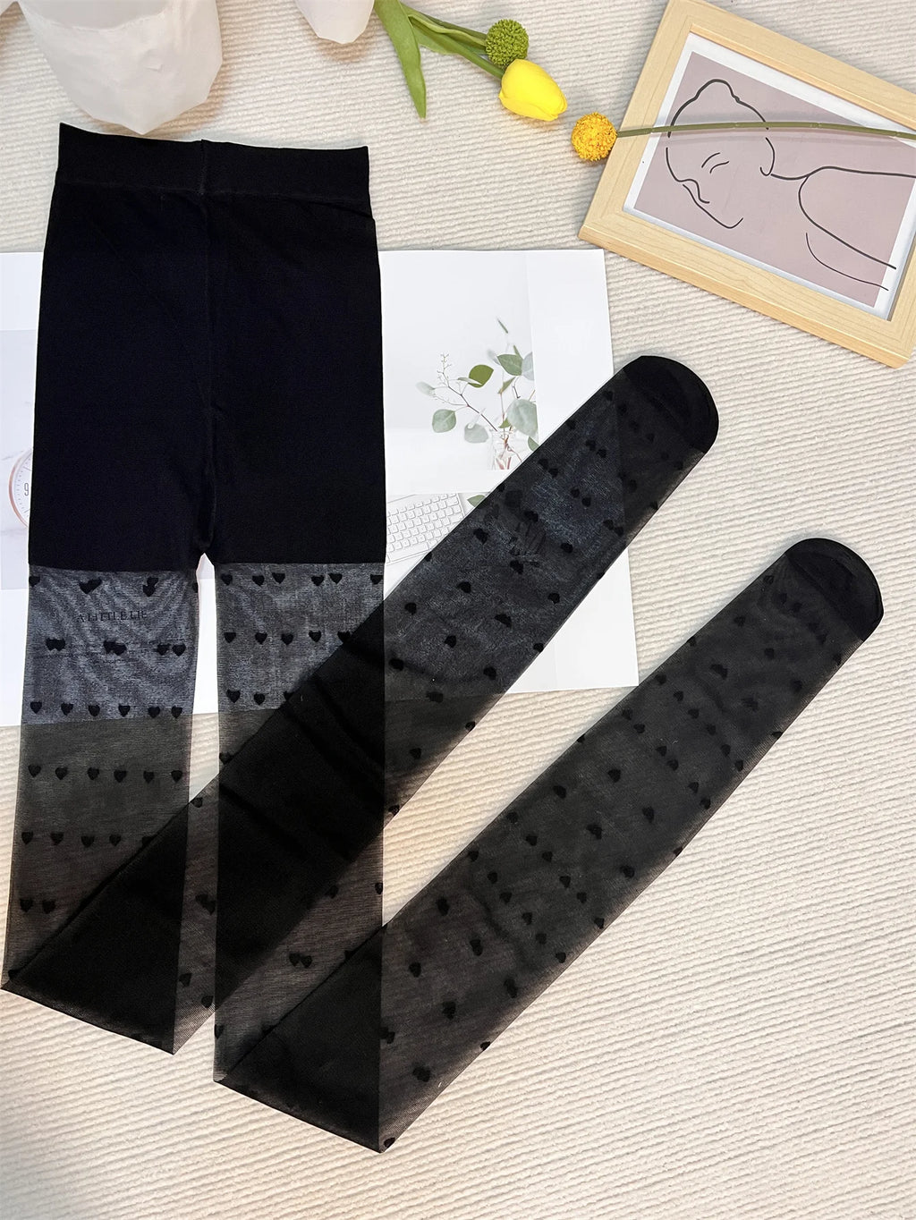 Medias negras sexis con lunares, pantimedias de corazón, diseño ajustado y elástico para mujer.
