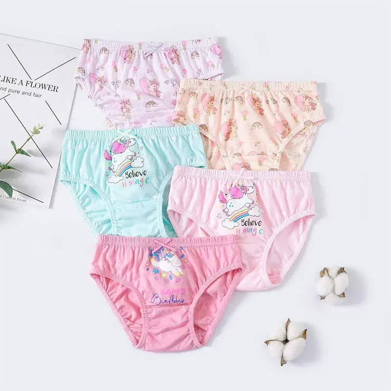 bragas de algodón para niñas con unicornios y gatos en varios colores y patrones divertidos.