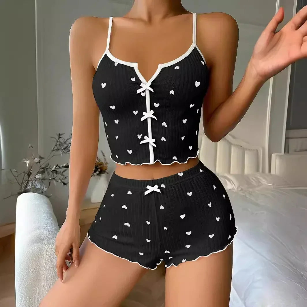 Conjunto de pijamas para mujer, ropa de dormir con estampado de corazón, tela acanalada suave con ribete de volantes coqueto, conjunto de Top y pantalones cortos informales, ropa de descanso