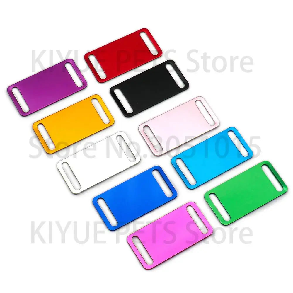 Etiquetas de identificación personalizadas para mascotas en diferentes colores, placas de aluminio para collares de perros.