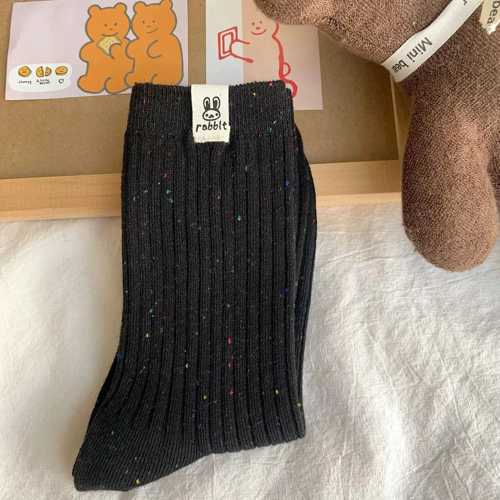 4 pares de calcetines de tubo medio con estampado de dibujos animados para mujer, calcetines informales suaves y cómodos, transpirables, absorbentes del sudor, a la moda para primavera y verano