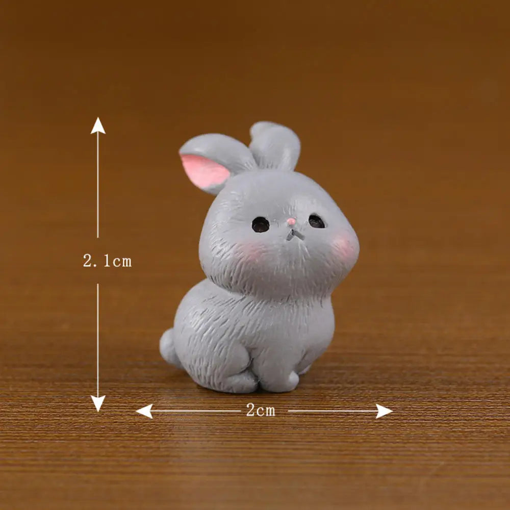 Estatuilla de gato pequeño de resina traviesa, Mini adornos de gatito de dibujos animados, decoración de escritorio de gato 3D, figuras creativas montadas en coche