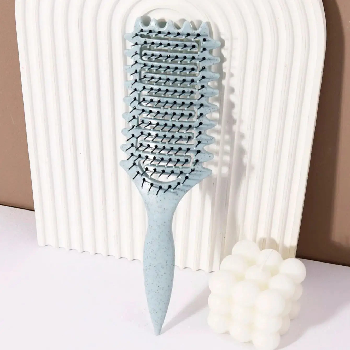 Cepillo de peinado rizado: peine de masaje hueco, melena de nailon, mango de plástico ABS, agarre cómodo Especial para pelucas de cabello real