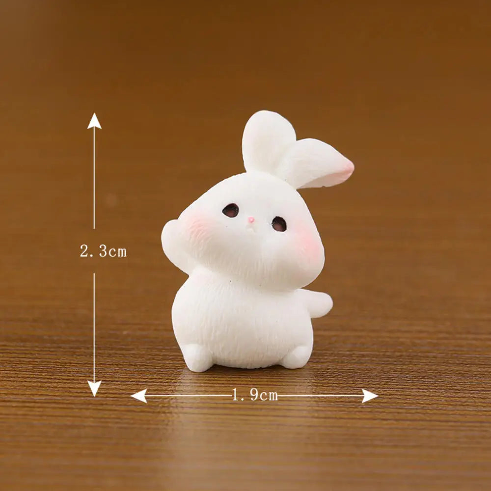 Estatuilla de gato pequeño de resina traviesa, Mini adornos de gatito de dibujos animados, decoración de escritorio de gato 3D, figuras creativas montadas en coche