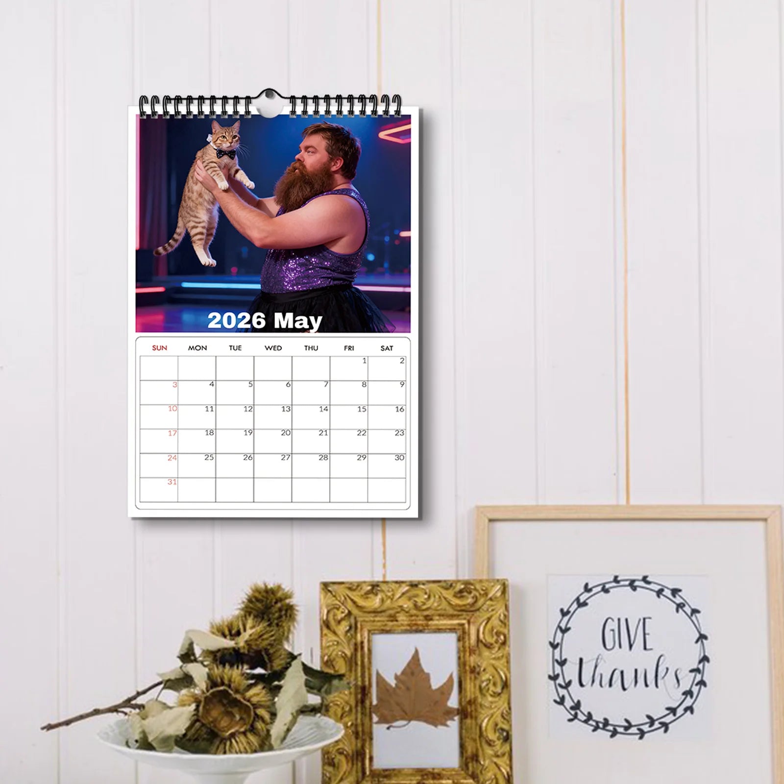 Calendario de pared con temática de Daddies de gato 2026, amantes de los gatos y entusiastas de las mascotas, Ideal para decoración del hogar y la oficina, calendario de pared divertido, 1 ud.