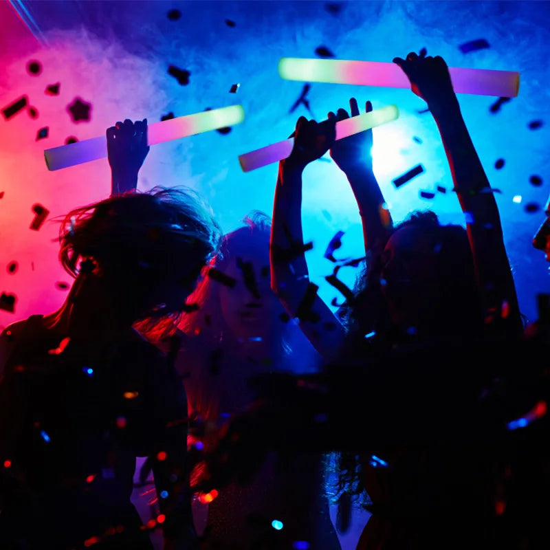 15/30 Uds. Barras luminosas LED a granel coloridas RGB, barra de espuma brillante, tubo de animación, luz oscura para suministros para fiesta de boda, cumpleaños y Navidad