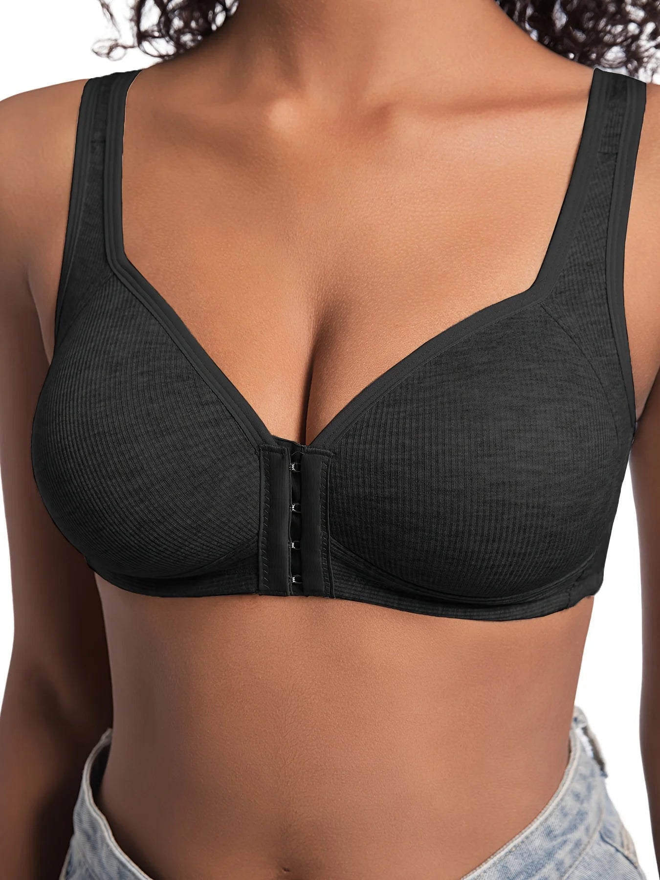 Sujetador de mujer sin aros con cierre frontal, color sólido, cobertura total, copas fijas, más consideradas para personas de mediana edad y mayores individuales