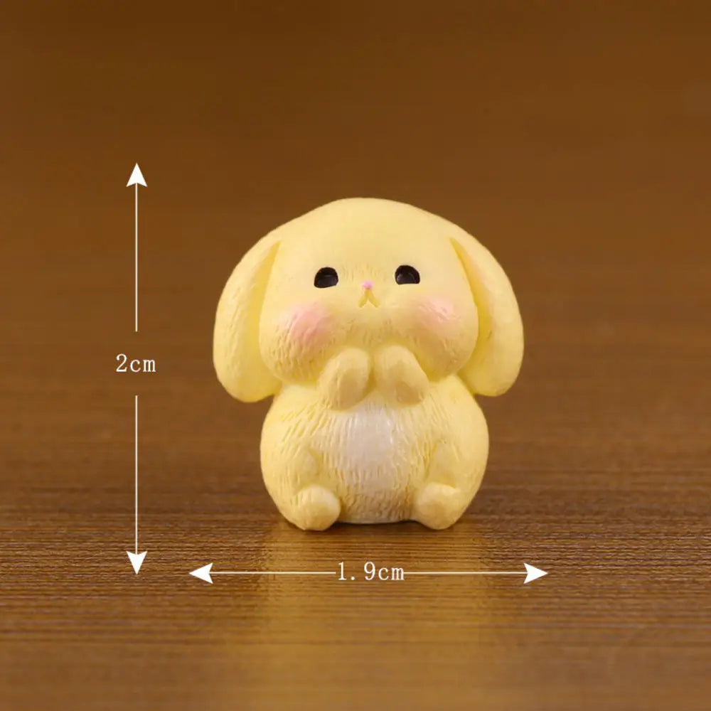 Estatuilla de gato pequeño de resina traviesa, Mini adornos de gatito de dibujos animados, decoración de escritorio de gato 3D, figuras creativas montadas en coche