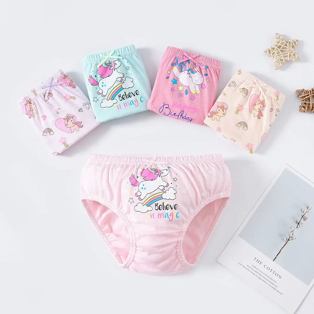 2/5/10 Uds bragas de algodón para niñas lindo gato unicornio Arco Iris varios patrones de dibujos animados calzoncillos para niñas ropa interior cómoda y suave para niños.
