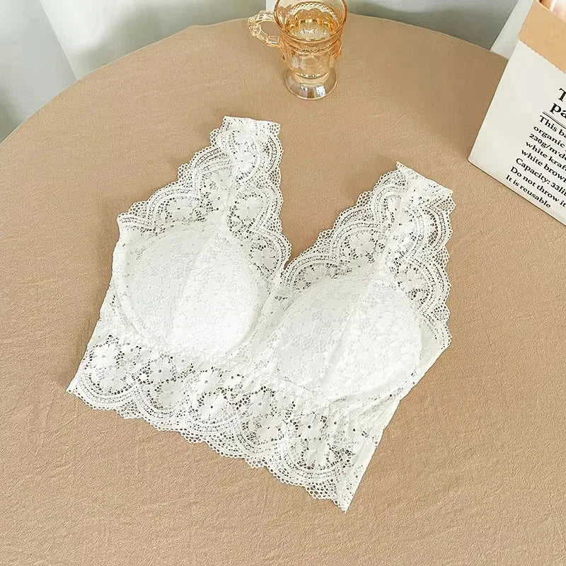 Sujetadores de encaje para mujer, Top con escote en V profundo, lencería Sexy sin aros, camisetas sin mangas, ropa interior femenina, Bralette con espalda en V, camisola acolchada