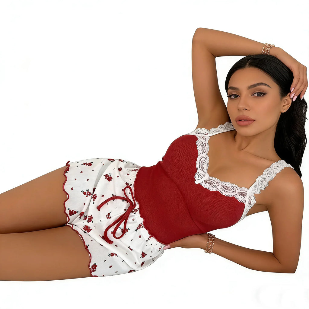 Conjunto de dos piezas de lencería sexy de encaje para mujer 2026: camisola y shorts ajustados para el hogar, nuevo producto en rosa, café y azul.