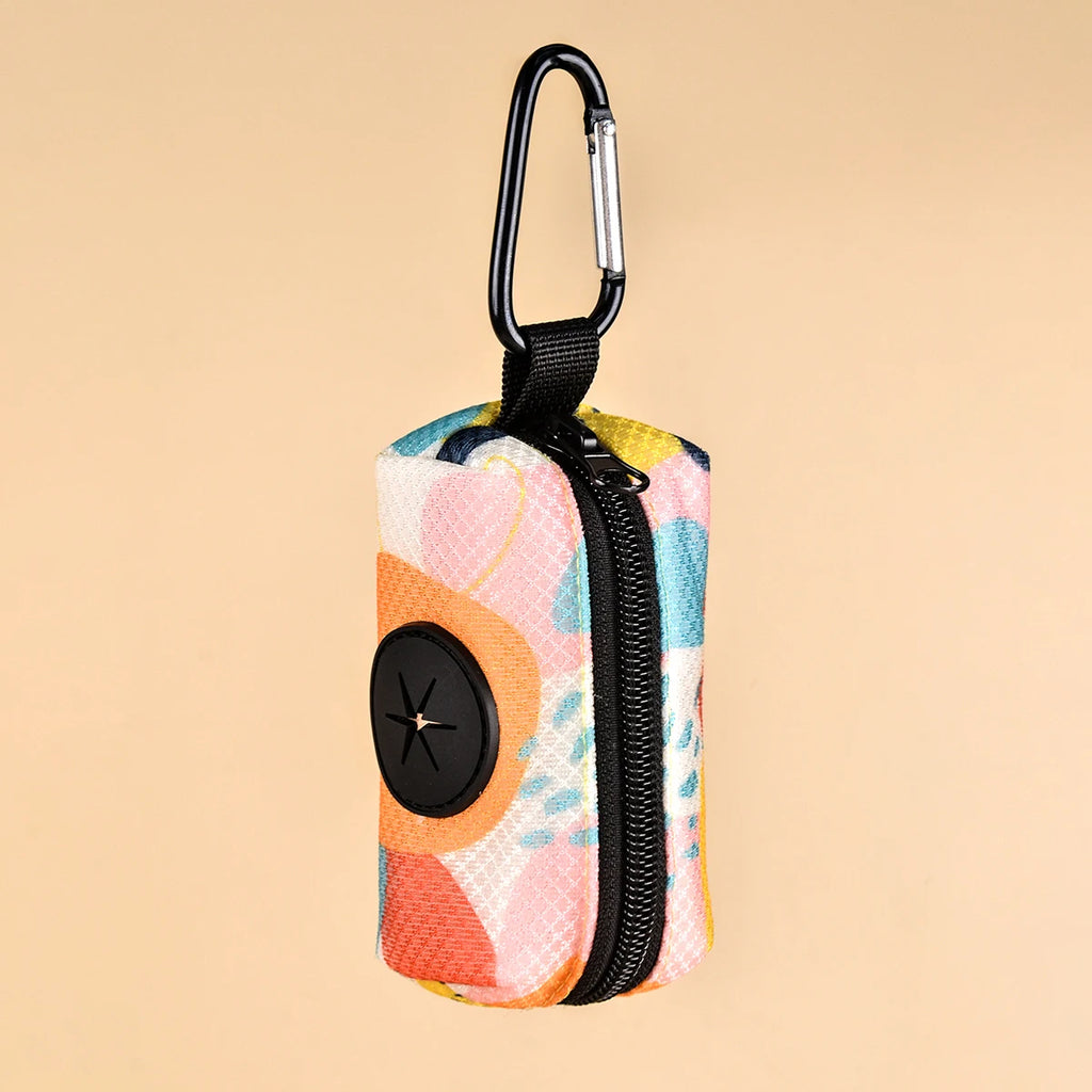 Dispensador de soporte para bolsa de excrementos de mascotas, diseño bonito con estampado abstracto, sin bolsa y correas para excrementos, se puede conectar con cualquier correa para perros