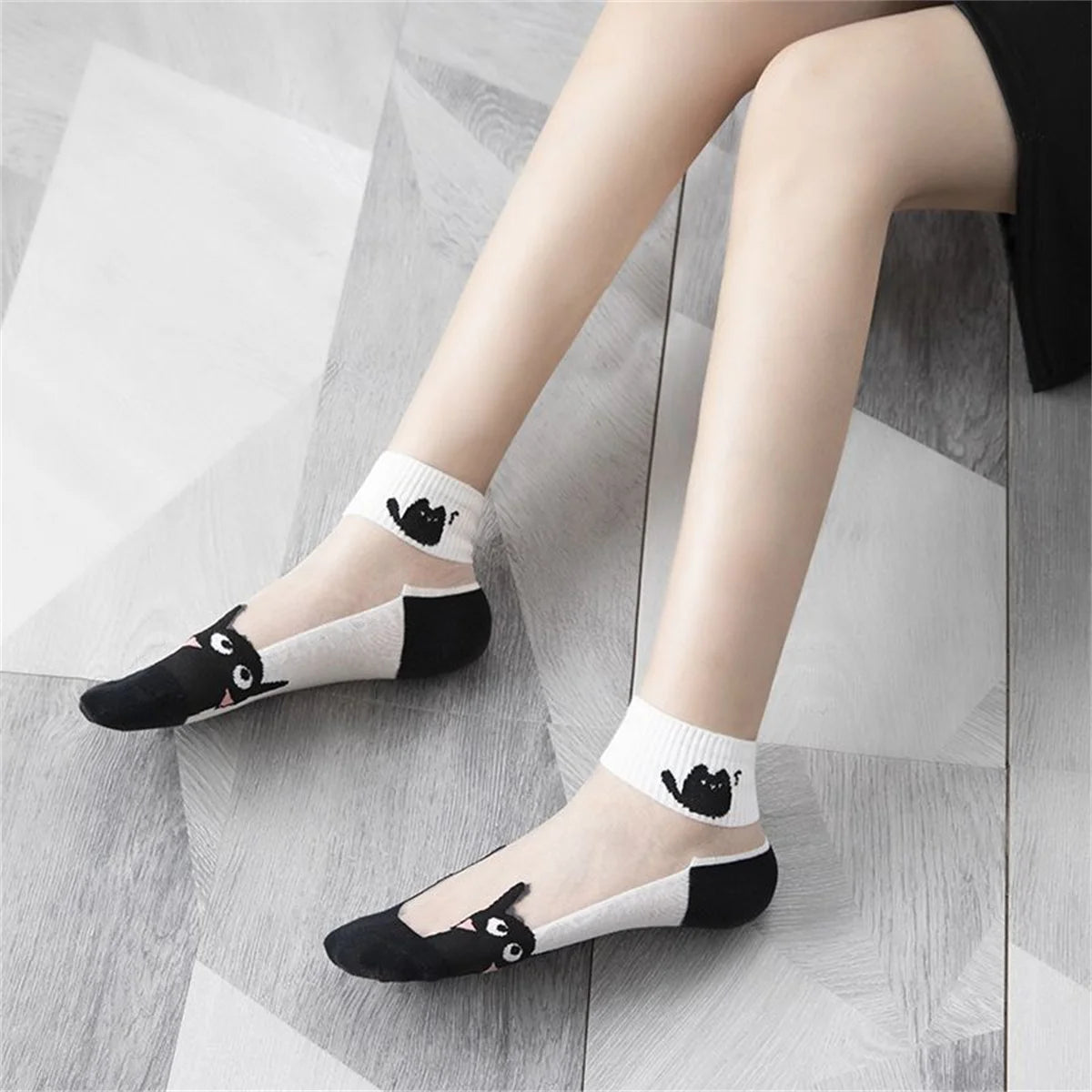 Dreamlikelin 5 par/lote calcetines de verano blanco y negro gato seda de cristal transpirable calcetines femeninos calcetines cortos simples