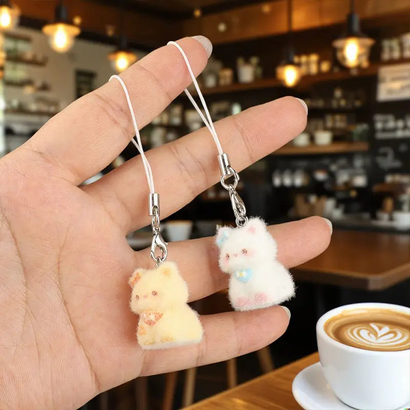 Lindo colgante de perro de resina de peluche 3D, Mini muñeca, colgante para teléfono móvil, decoración de llaves DIY, pequeño adorno artesanal
