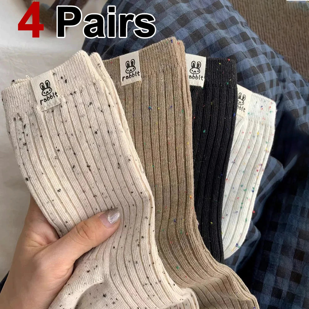 4 pares de calcetines de tubo medio con estampado de dibujos animados para mujer, calcetines informales suaves y cómodos, transpirables, absorbentes del sudor, a la moda para primavera y verano