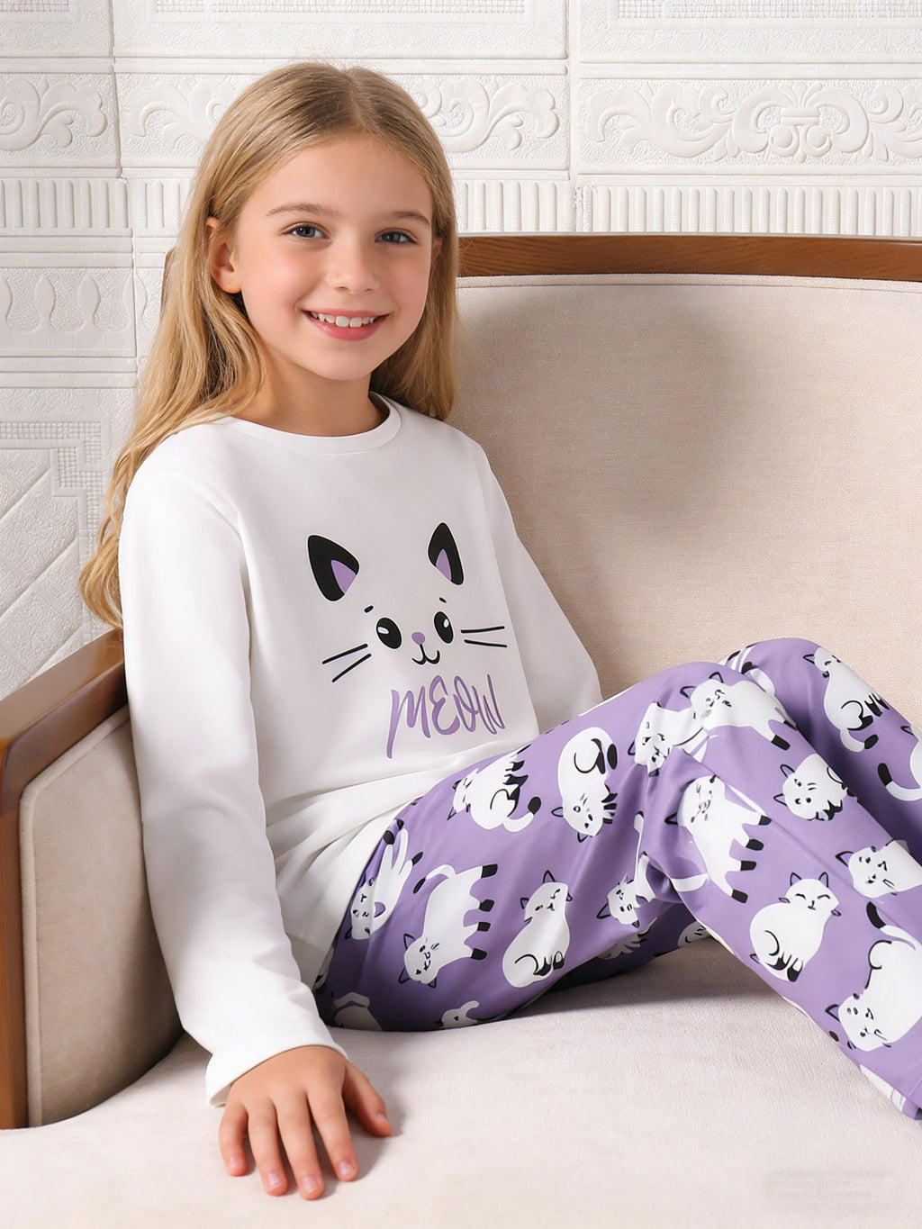 Conjunto de ropa para el hogar para niñas, top de manga larga y pantalones con diseño de gato, pijamas casuales y ropa de dormir adecuada para uso diario en el hogar