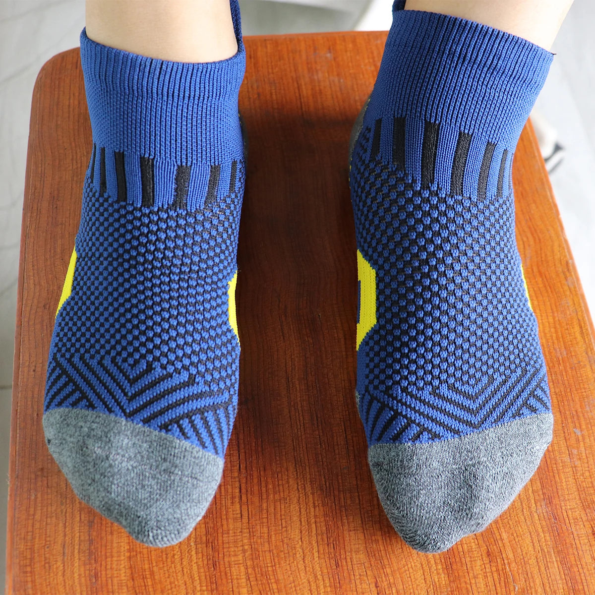 3/9 pares de calcetines deportivos antideslizantes para hombres y mujeres, parte inferior de toalla gruesa, calcetines profesionales para correr, entrenamiento físico, baloncesto