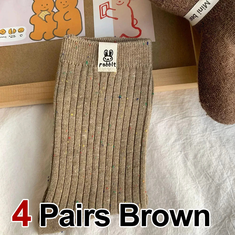 4 pares de calcetines de tubo medio con estampado de dibujos animados para mujer, calcetines informales suaves y cómodos, transpirables, absorbentes del sudor, a la moda para primavera y verano