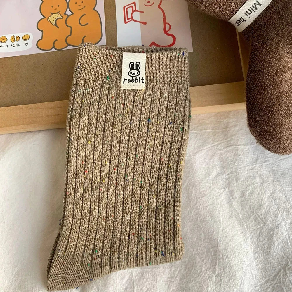4 pares de calcetines de tubo medio con estampado de dibujos animados para mujer, calcetines informales suaves y cómodos, transpirables, absorbentes del sudor, a la moda para primavera y verano