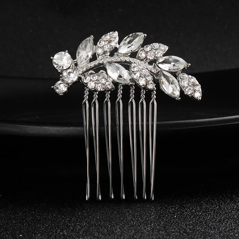 Nuevo peine de aleación de plata hecho a mano con perlas y diamantes de imitación, tocado de Metal a la moda, accesorio de joyería para el cabello elegante para mujer